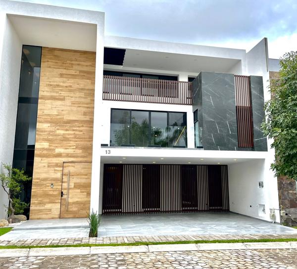 Casa en venta en Lomas de Angelópolis, San Andrés Cholula, Puebla