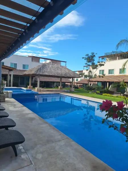 Casa en venta en Cumbres Tulipanes, Xochitepec, Morelos
