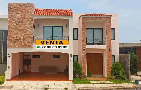 Casa en venta en Lomas de la Rioja, Alvarado, Veracruz de Ignacio de la Llave Casa en venta en Lomas de la Rioja, Alvarado, Veracruz de Ignacio de la Llave