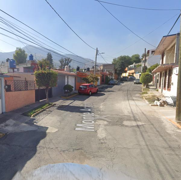 Casa en remate en Parque Residencial Coacalco, Ecatepec de Morelos, México