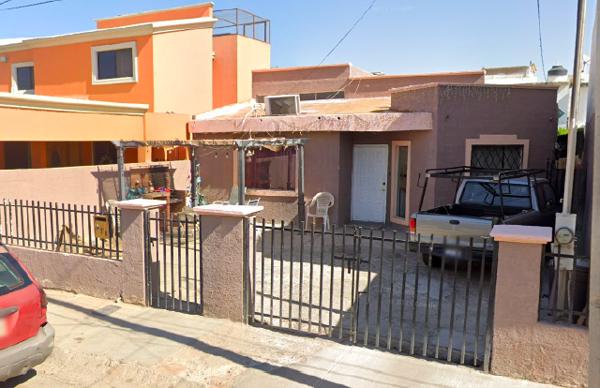 Casa en venta en Jardines del Lago, Mexicali, Baja California