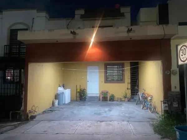 Casa en venta en Privadas de San Miguel, Guadalupe, Nuevo León Casa en venta en Privadas de San Miguel, Guadalupe, Nuevo León
