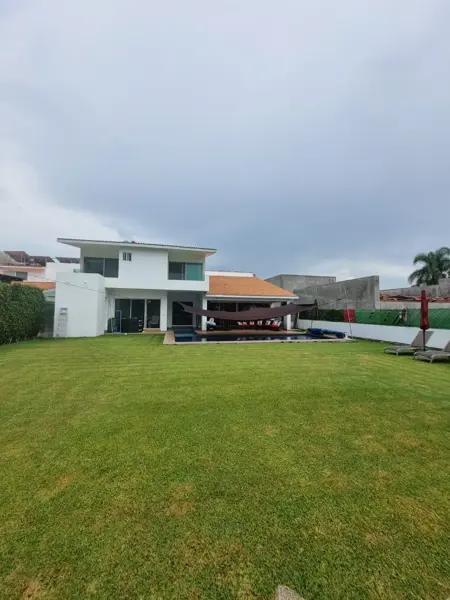 Casa en venta en Lomas de Cocoyoc, Atlatlahucan, Morelos Casa en venta en Lomas de Cocoyoc, Atlatlahucan, Morelos