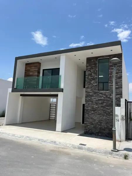 Casa en venta en Rincón de los Encinos, Saltillo, Coahuila de Zaragoza Casa en venta en Rincón de los Encinos, Saltillo, Coahuila de Zaragoza