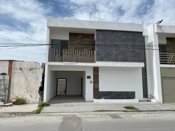 Casa en venta en La Fuente, Torreón, Coahuila de Zaragoza