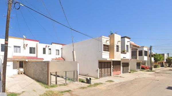 Casa en remate en Los Portales, Cajeme, Sonora