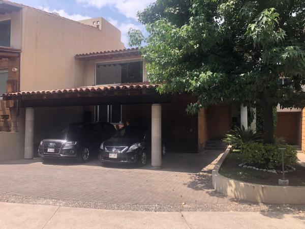 Casa en venta en Lomas de Vista Hermosa, Cuajimalpa de Morelos, Ciudad de México