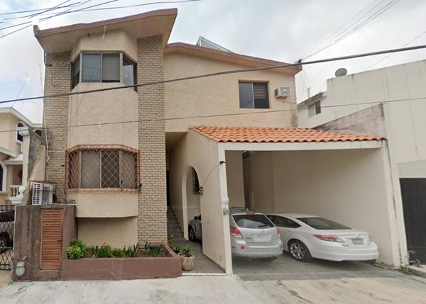 Casa en venta en Las Torres, Monterrey, Nuevo León