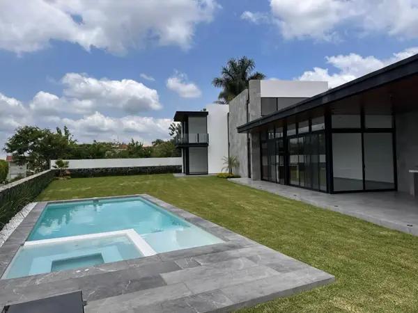 Casa en venta en Lomas de Cocoyoc, Atlatlahucan, Morelos