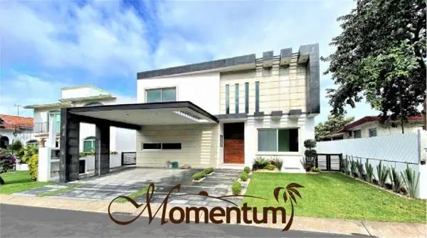 Casa en venta en Lomas de Cocoyoc, Atlatlahucan, Morelos Casa en venta en Lomas de Cocoyoc, Atlatlahucan, Morelos