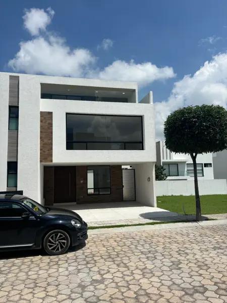 Casa en venta en Lomas de Angelópolis II, San Andrés Cholula, Puebla