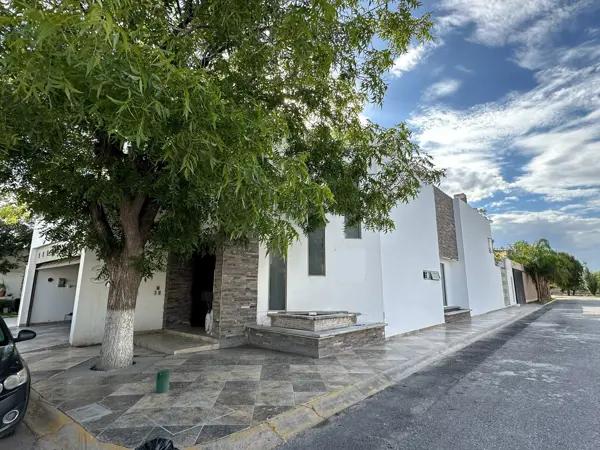 Casa en venta en Real del Nogalar, Torreón, Coahuila de Zaragoza Casa en venta en Real del Nogalar, Torreón, Coahuila de Zaragoza