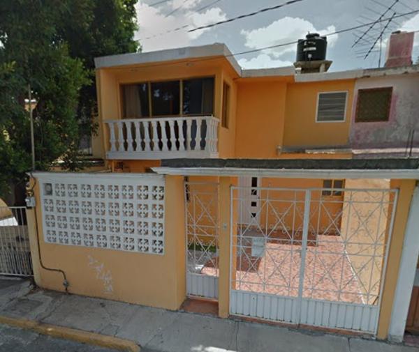 Casa en remate en Villa de las Flores 1a Sección (Unidad Coacalco), Coacalco de Berriozábal, México