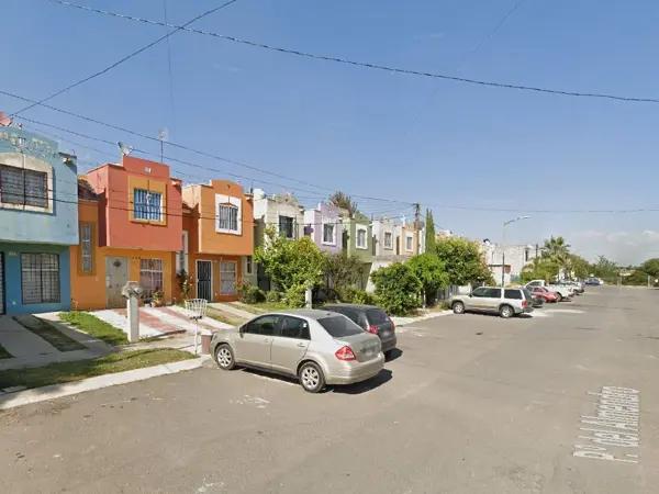 Casa en remate en Vistas de Tesistán, Zapopan, Jalisco