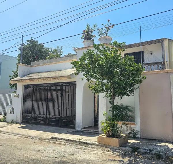 Casa en venta en Jardines de Pensiones, Mérida, Yucatán