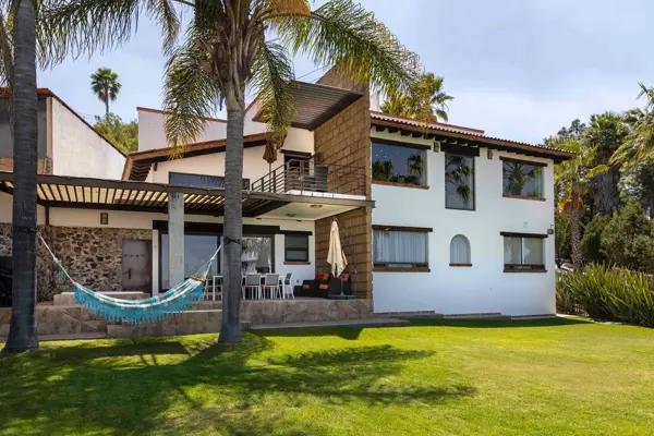 Casa en venta en Vista Real y Country Club, Corregidora, Querétaro
