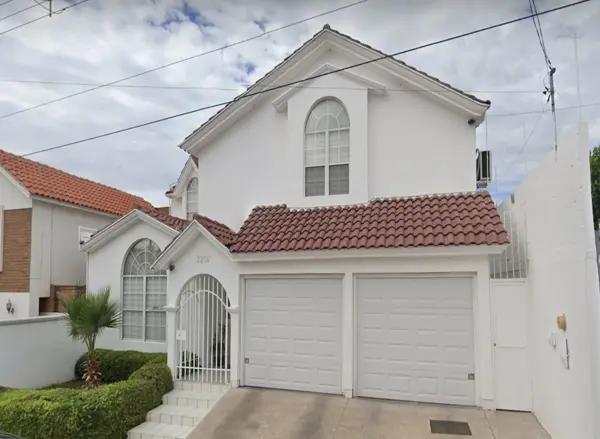 Casa en venta en Lomas la Salle, Chihuahua, Chihuahua