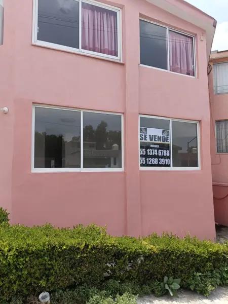 Casa en venta en Lomas Boulevares, Tlalnepantla de Baz, México