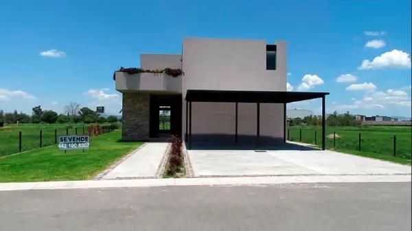 Casa en venta en Polo y Ski Club, El Marqués, Querétaro Casa en venta en Polo y Ski Club, El Marqués, Querétaro