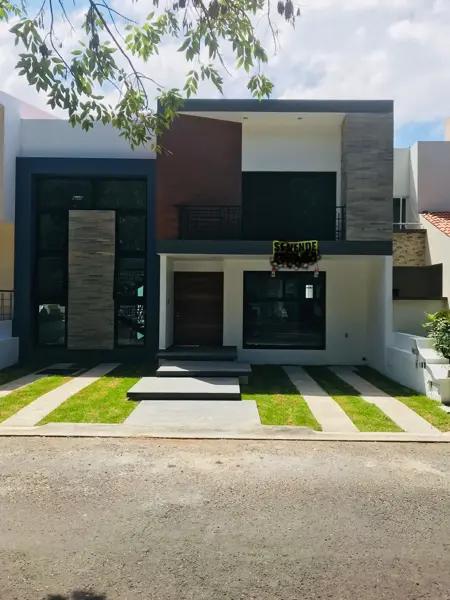Casa en venta en Residencial Claustros del Río, San Juan del Río, Querétaro