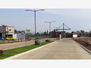 Terreno en venta en Ahuatepec, Cuernavaca, Morelos