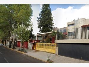 Casa en remate en Paseos de Taxqueña, Coyoacán, Ciudad de México