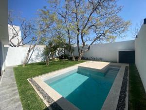 Casa en venta en Extensión Vista Hermosa, Cuernavaca, Morelos