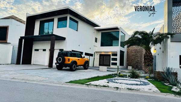 Casa en venta en Campos Eliseos, Juárez, Chihuahua