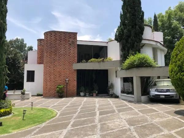 Casa en venta en Club de Golf Vallescondido, Atizapán de Zaragoza, México Casa en venta en Club de Golf Vallescondido, Atizapán de Zaragoza, México