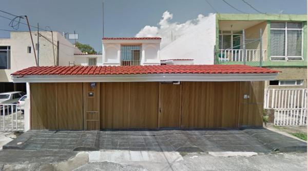Casa en venta en Versalles, Tepic, Nayarit