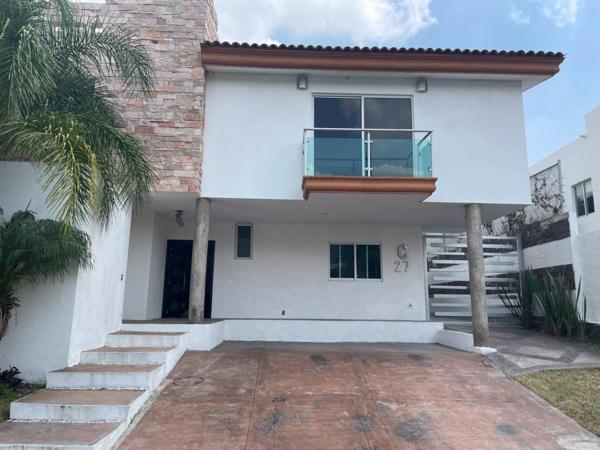 Casa en renta en Arbolada Bosques de Santa Anita, Tlajomulco de Zúñiga, Jalisco
