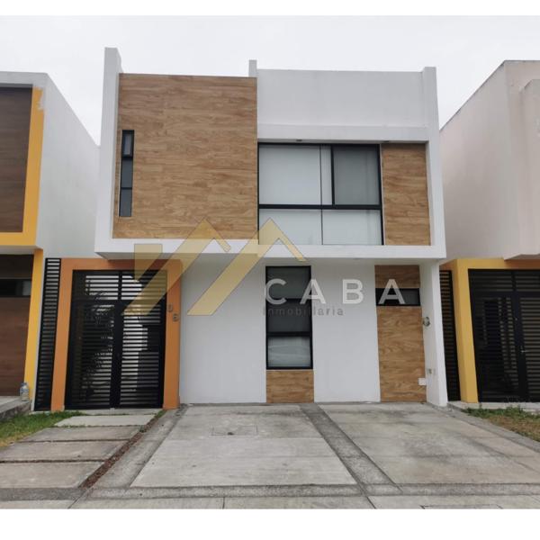 Casa en venta en Lomas de la Rioja, Alvarado, Veracruz de Ignacio de la Llave