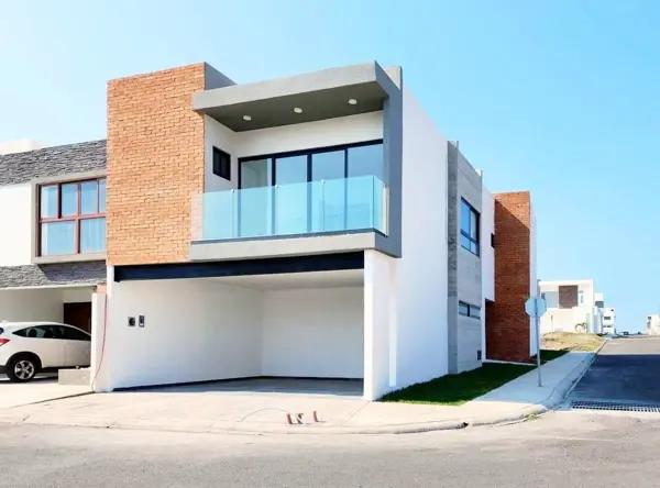 Casa en venta en Lomas de la Rioja, Alvarado, Veracruz de Ignacio de la Llave Casa en venta en Lomas de la Rioja, Alvarado, Veracruz de Ignacio de la Llave