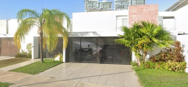 Casa en venta en Residencial Altabrisa, Mérida, Yucatán Casa en venta en Residencial Altabrisa, Mérida, Yucatán
