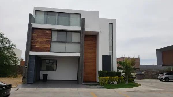 Casa en venta y renta en Paseos del Molino, León, Guanajuato