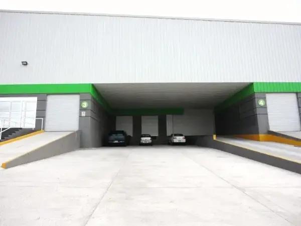 Nave en renta en Parque Industrial FINSA Querétaro, El Marqués, Querétaro Nave en renta en Parque Industrial FINSA Querétaro, El Marqués, Querétaro