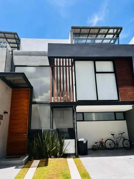 Casa en venta en Lomas de Angelópolis, San Andrés Cholula, Puebla
