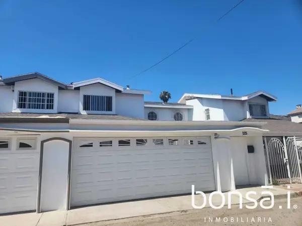Casa en venta en Playa de Ensenada, Ensenada, Baja California