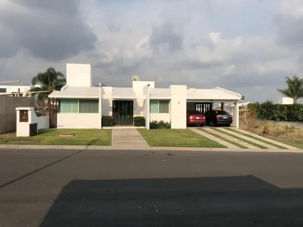 Casa en venta en Lomas de Cocoyoc, Atlatlahucan, Morelos