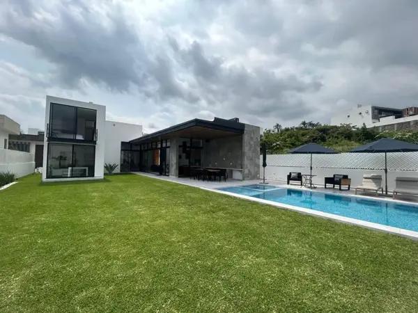 Casa en venta en Lomas de Cocoyoc, Atlatlahucan, Morelos