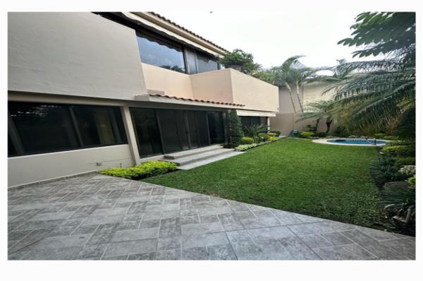 Casa en venta en Club de golf Tabachines, Cuernavaca, Morelos