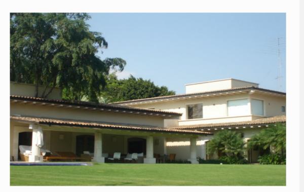 Casa en venta en Club de golf Tabachines, Cuernavaca, Morelos Casa en venta en Club de golf Tabachines, Cuernavaca, Morelos