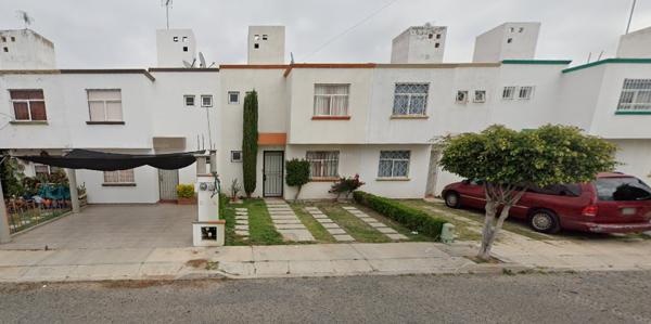 Departamento en remate en Misión de Santa Cruz, San Juan del Río, Querétaro