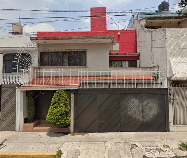 Casa en venta en Paseos de Churubusco, Iztapalapa, Ciudad de México