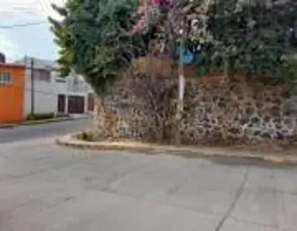 Terreno en venta en Lomas de Tzompantle, Cuernavaca, Morelos