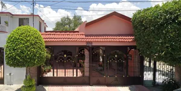 Casa en venta en Las Puentes Sect 2, San Nicolás de los Garza, Nuevo León