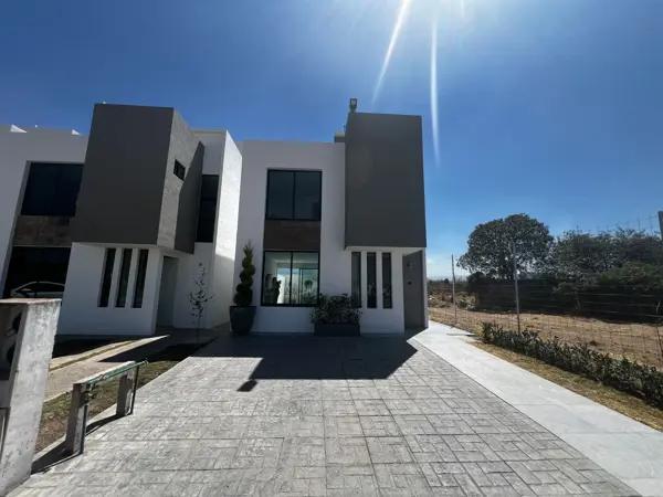 Casa en venta en Santa Maria, Ocoyoacac, México