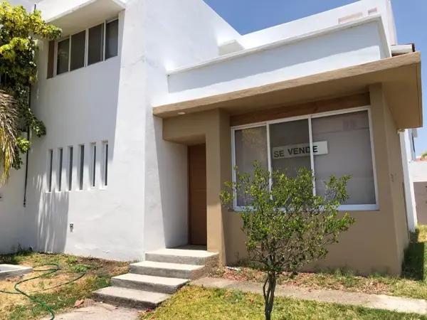 Casa en venta en Real del Bosque, Corregidora, Querétaro