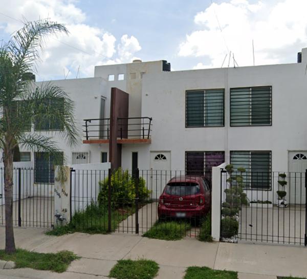 Casa en venta en Jardines de Los Naranjos, León, Guanajuato