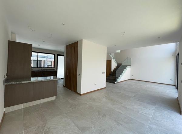 Casa en venta en San Bernardino Tlaxcalancingo, San Andrés Cholula, Puebla